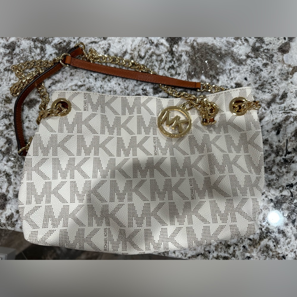 Michael Kors logo purse with chain